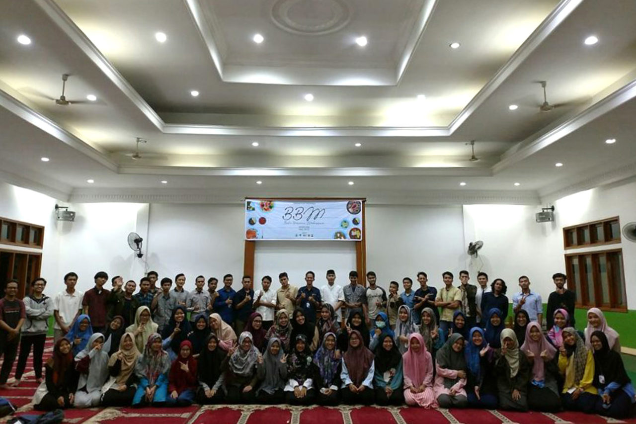 intana-komunitas-akademisi-ldii-jaksel-gelar-bukber-mahasiswa-1
