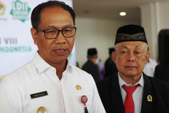 Wakil Bupati Badung Drs.I Ketut Suiasa,SH bersama Ketua DPW LDII Provinsi Bali