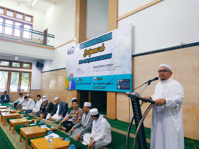 Ketua MUI Provinsi DKI Jakarta, KH. Munahar Muchtar HS