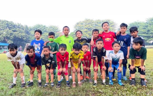 Sepak Bola Gembira 2