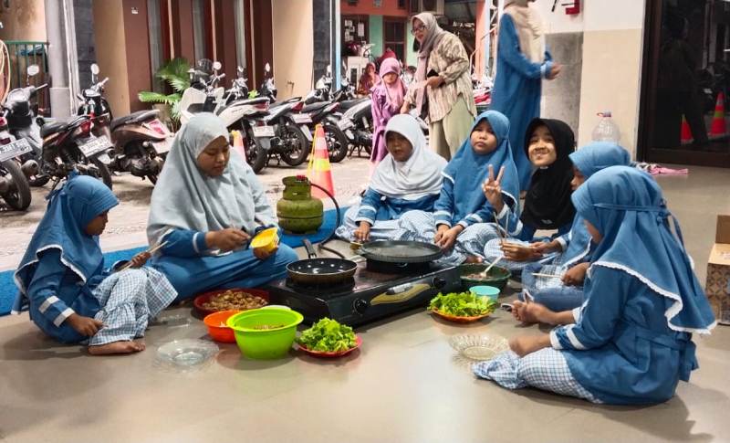PAC LDII Duren Tiga menggelar acara barbeque